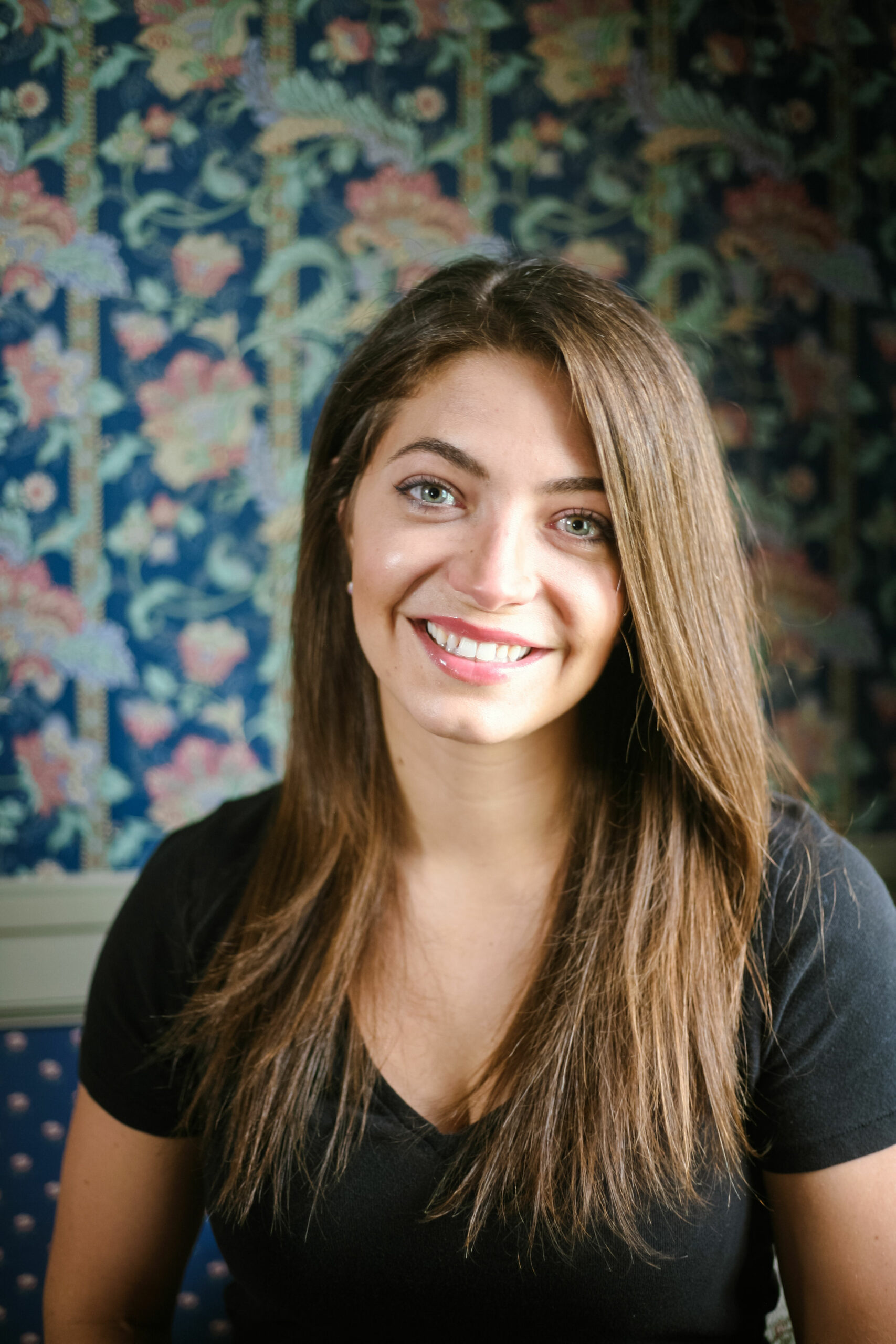 Monica Taylor – Iridescence Salon